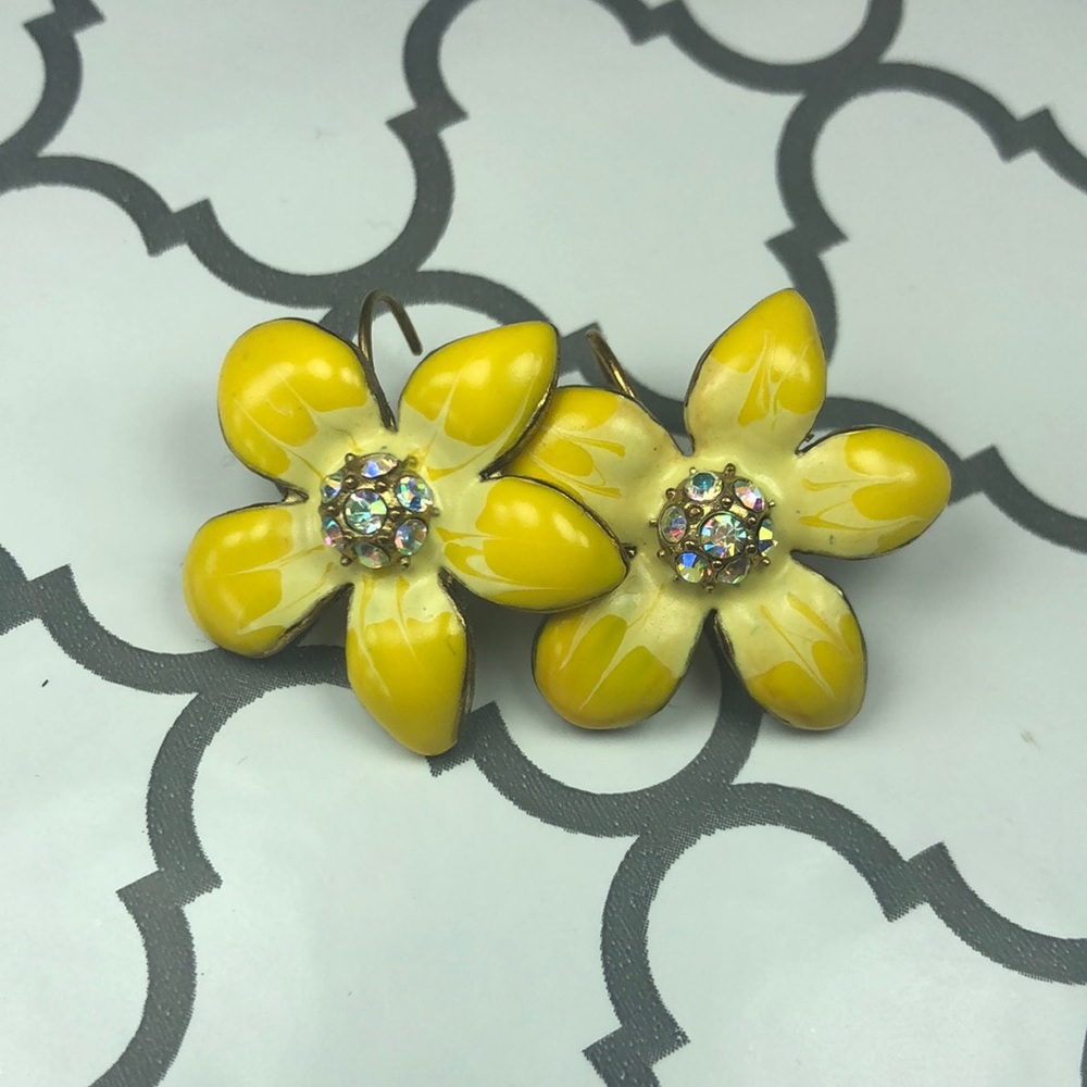Betsey Johnson yellow rhinestone flower earrings